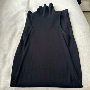 Midi turtle neck body con knit dress